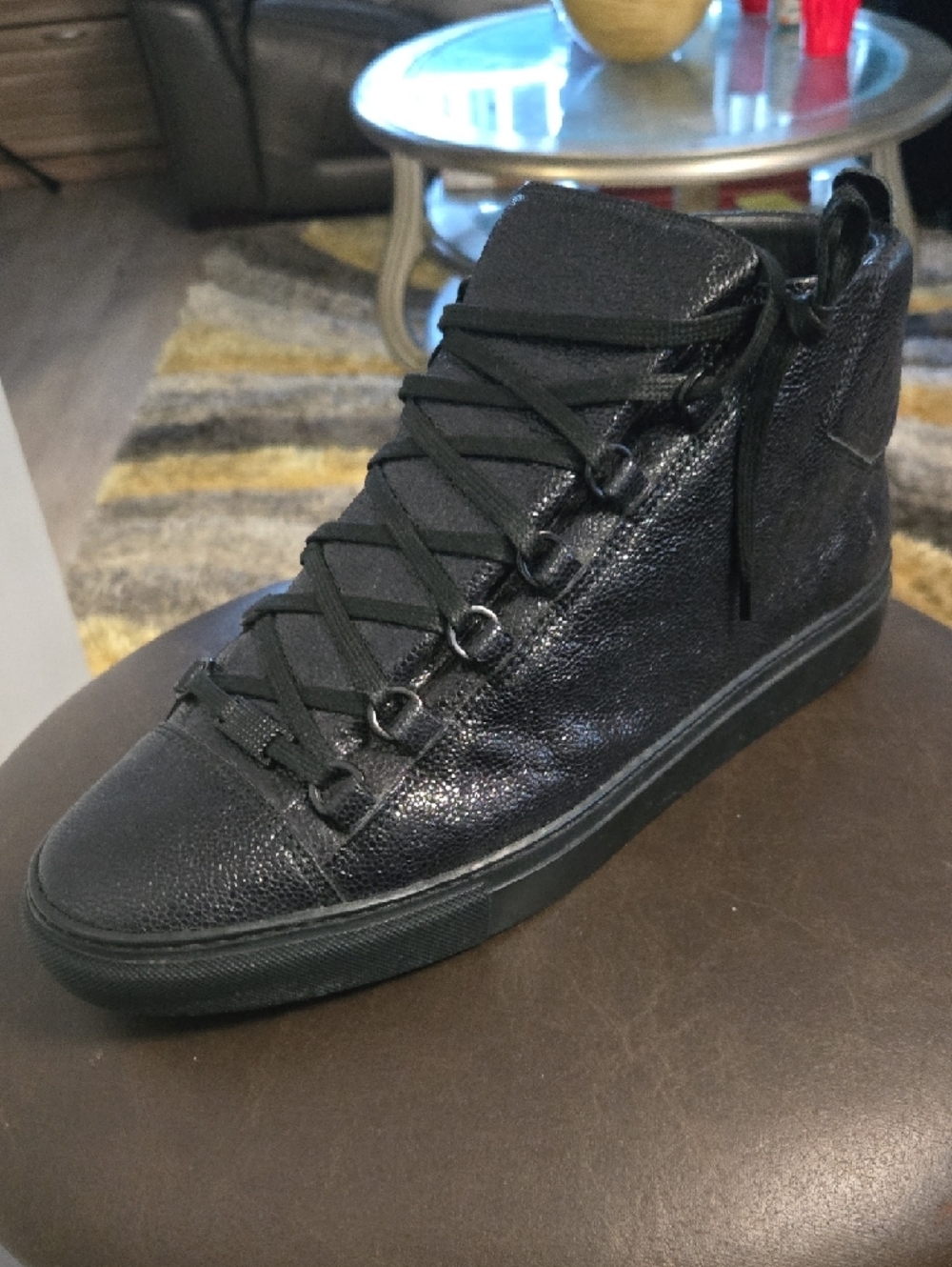 Black High-Top Leather Balenciaga Sneaker - Picture 3 of 15